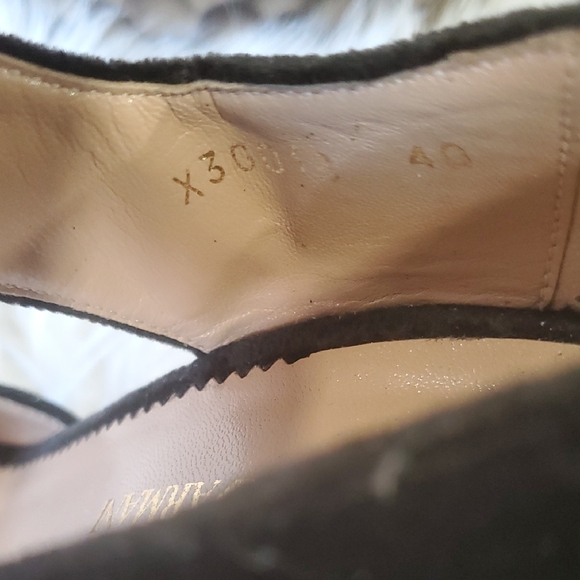 Emporio Armani Velvet Black Heels with Ribbon Tie Detail and Rounded Toe Sz 40 - Picture 8 of 12